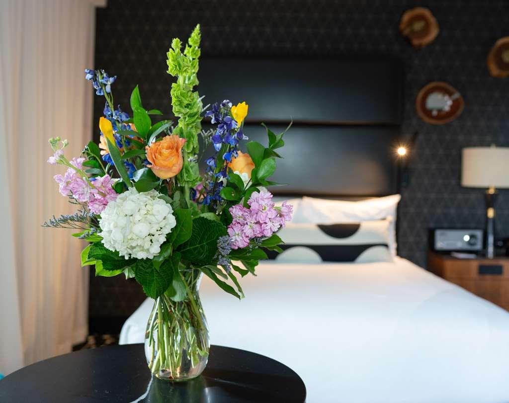 Hotel The Earl In Charlevoix Einrichtungen foto